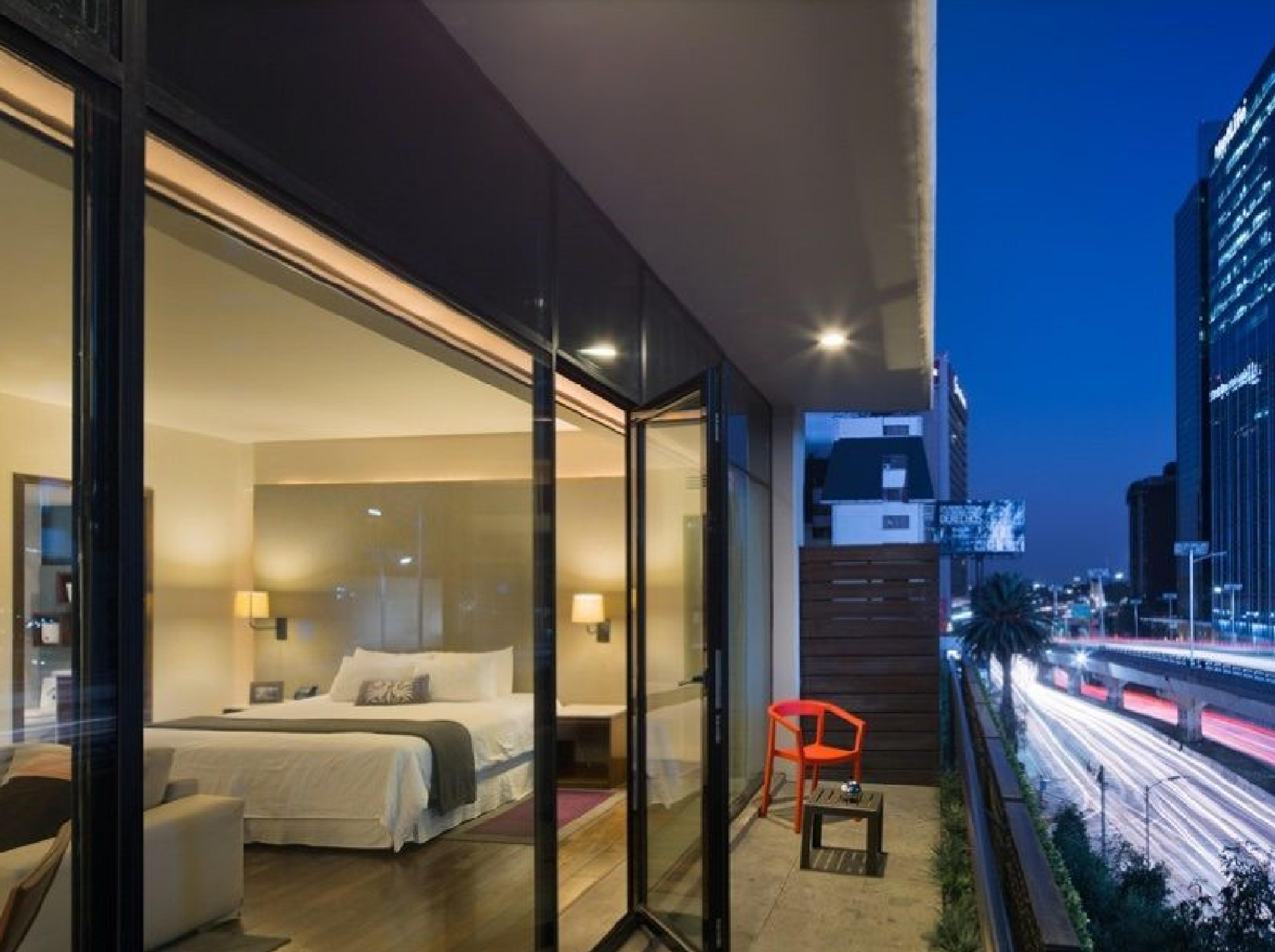 Las Suites Campos Eliseos Città del Messico Esterno foto