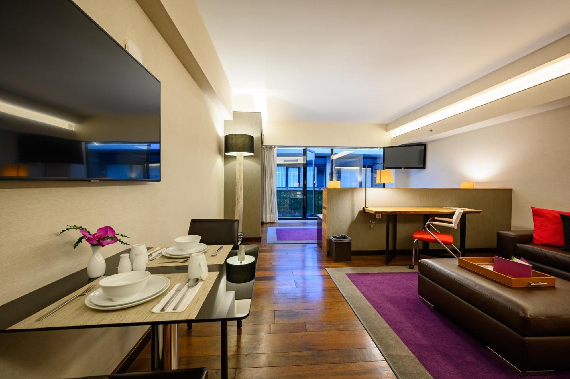 Las Suites Campos Eliseos Città del Messico Esterno foto