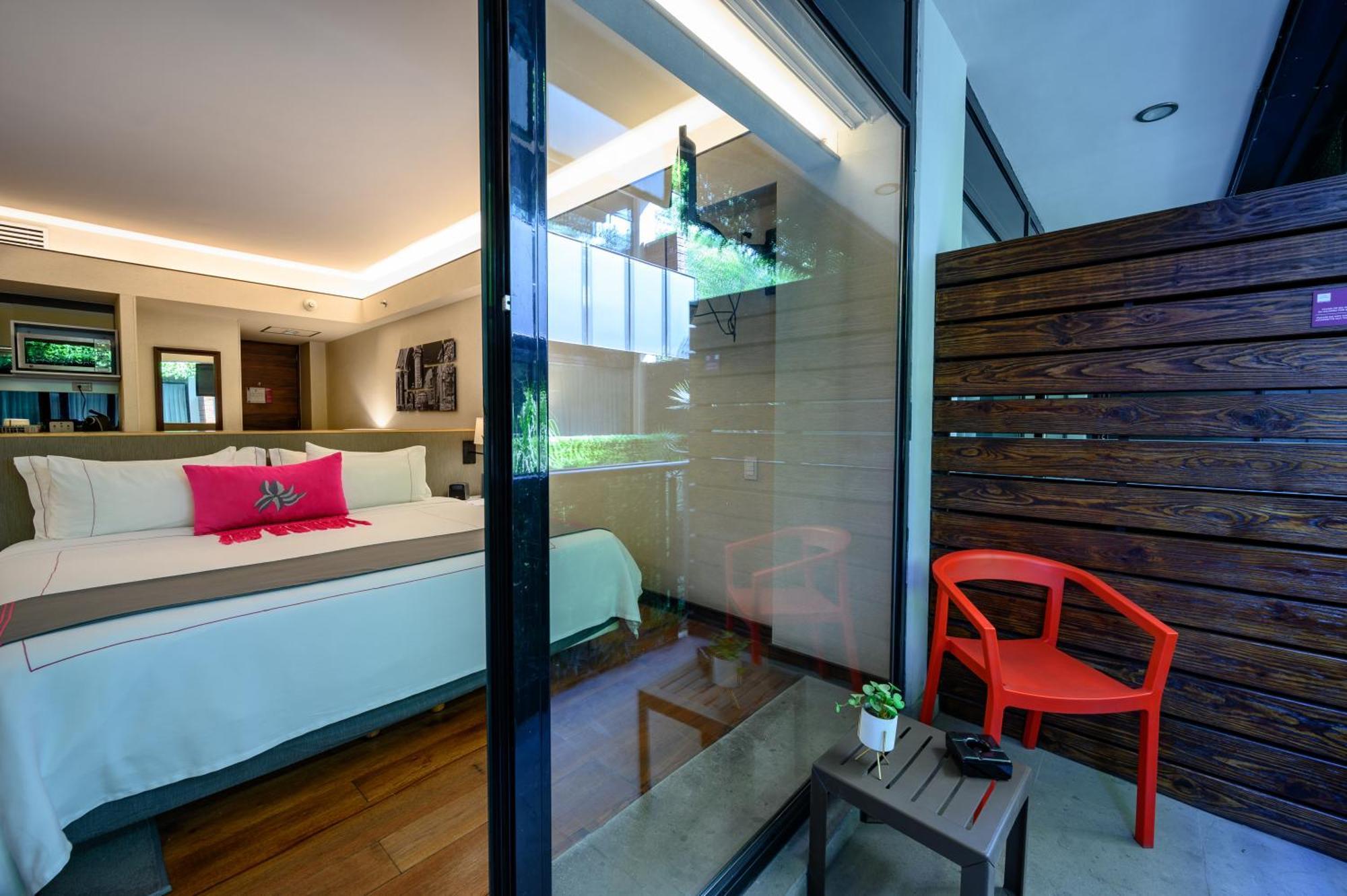 Las Suites Campos Eliseos Città del Messico Esterno foto