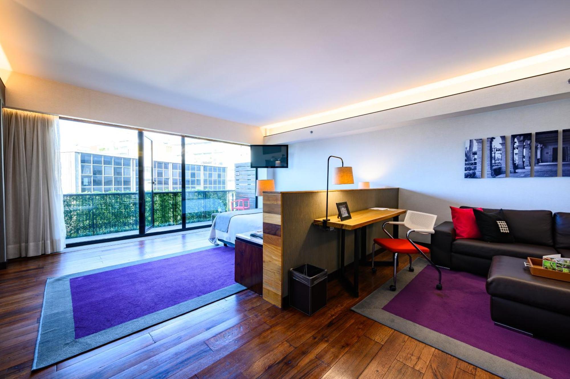Las Suites Campos Eliseos Città del Messico Esterno foto