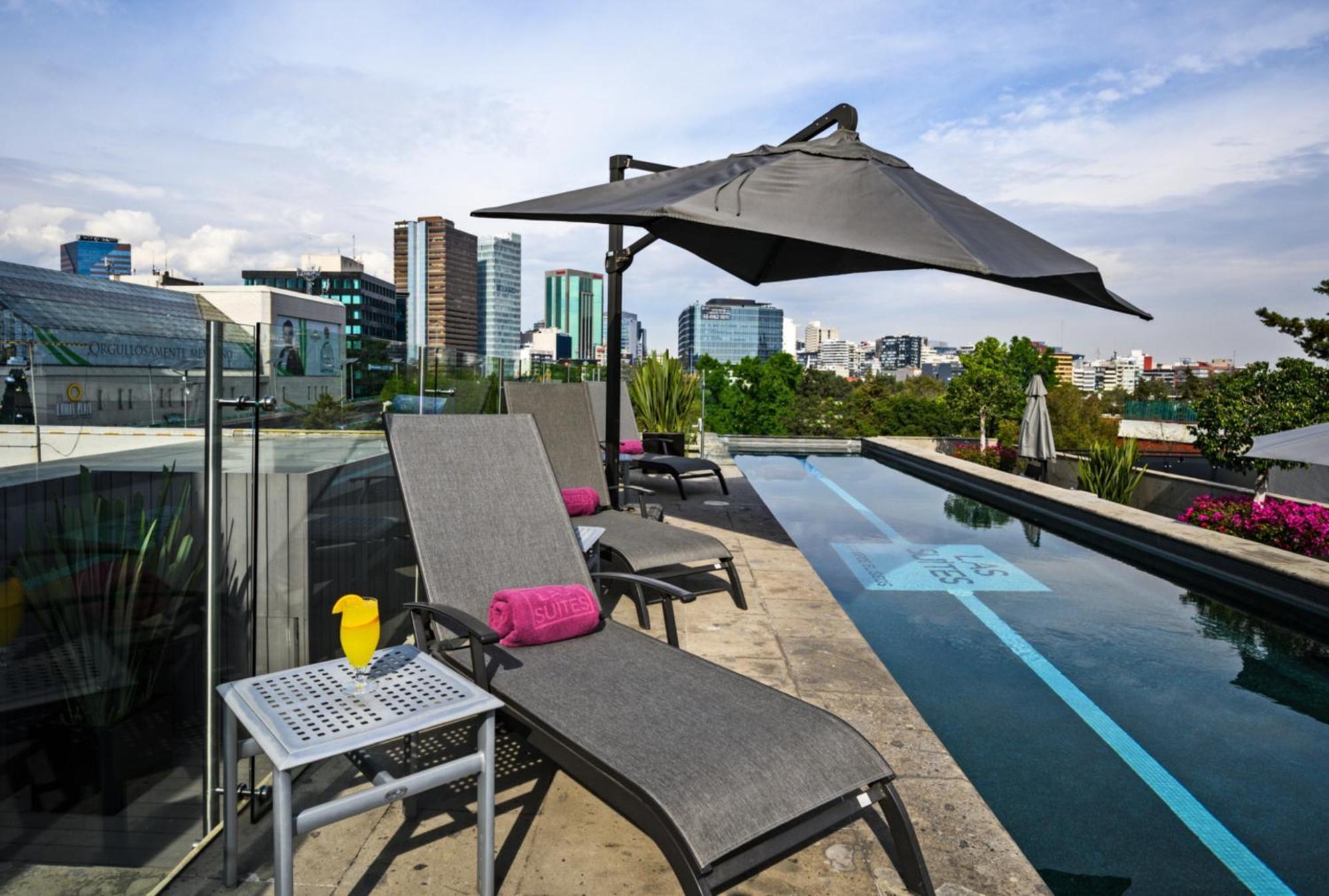 Las Suites Campos Eliseos Città del Messico Esterno foto