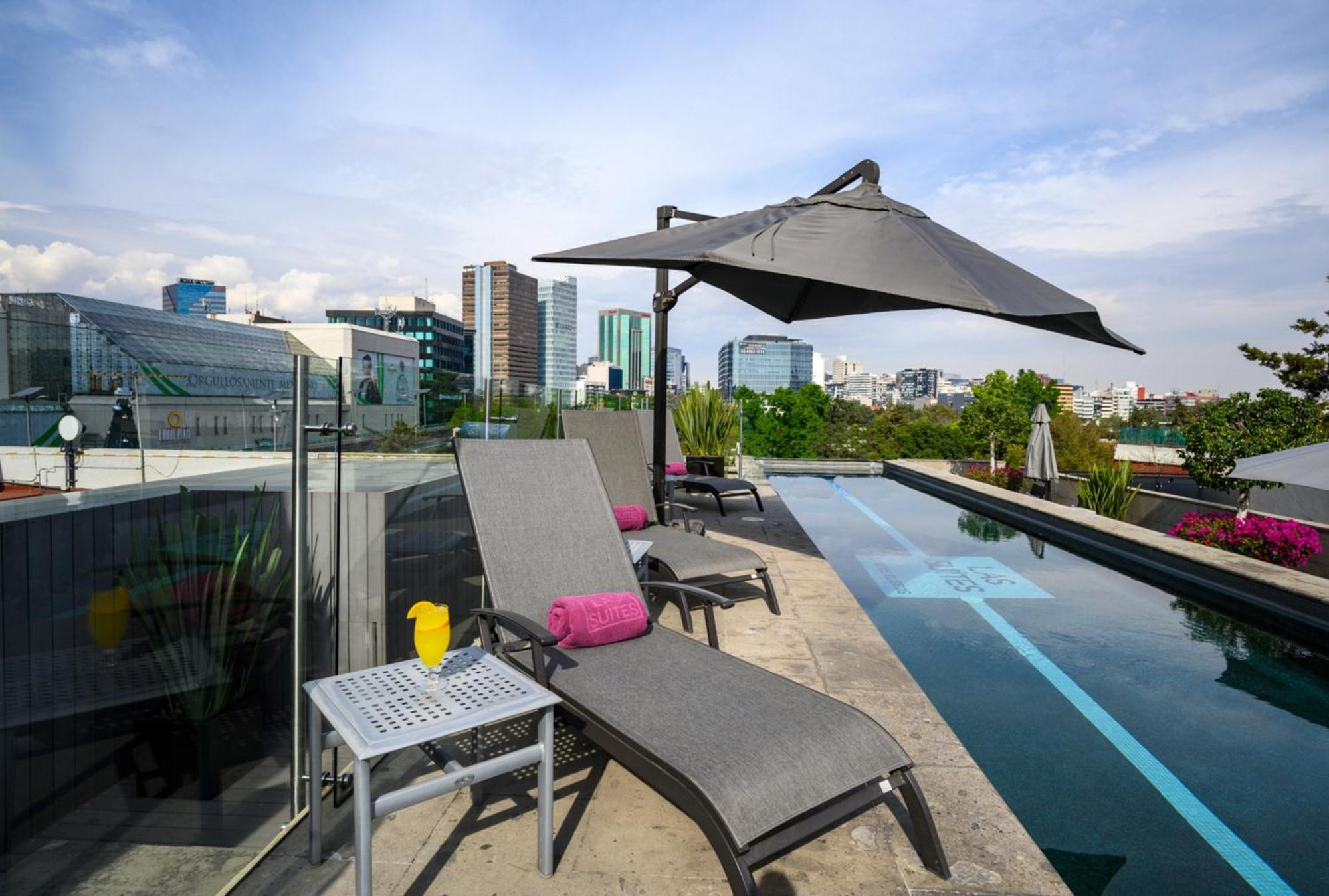 Las Suites Campos Eliseos Città del Messico Esterno foto